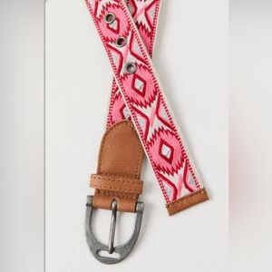FREE PEOPLE BELT NWOT S/M
